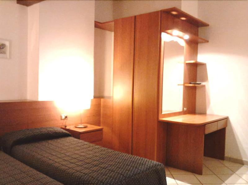 Bert Hotel Sesto San Giovanni Exterior photo