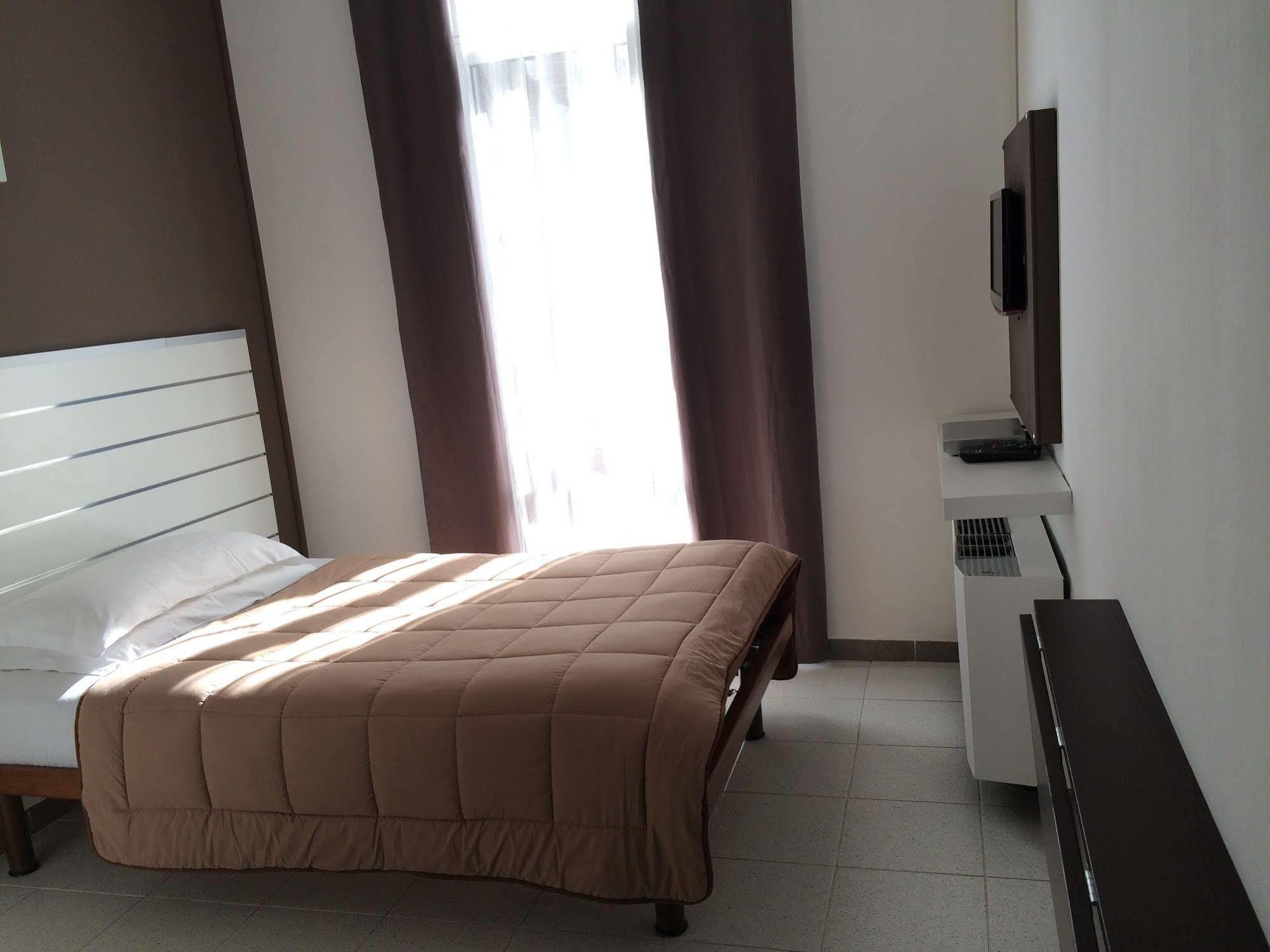 Bert Hotel Sesto San Giovanni Exterior photo