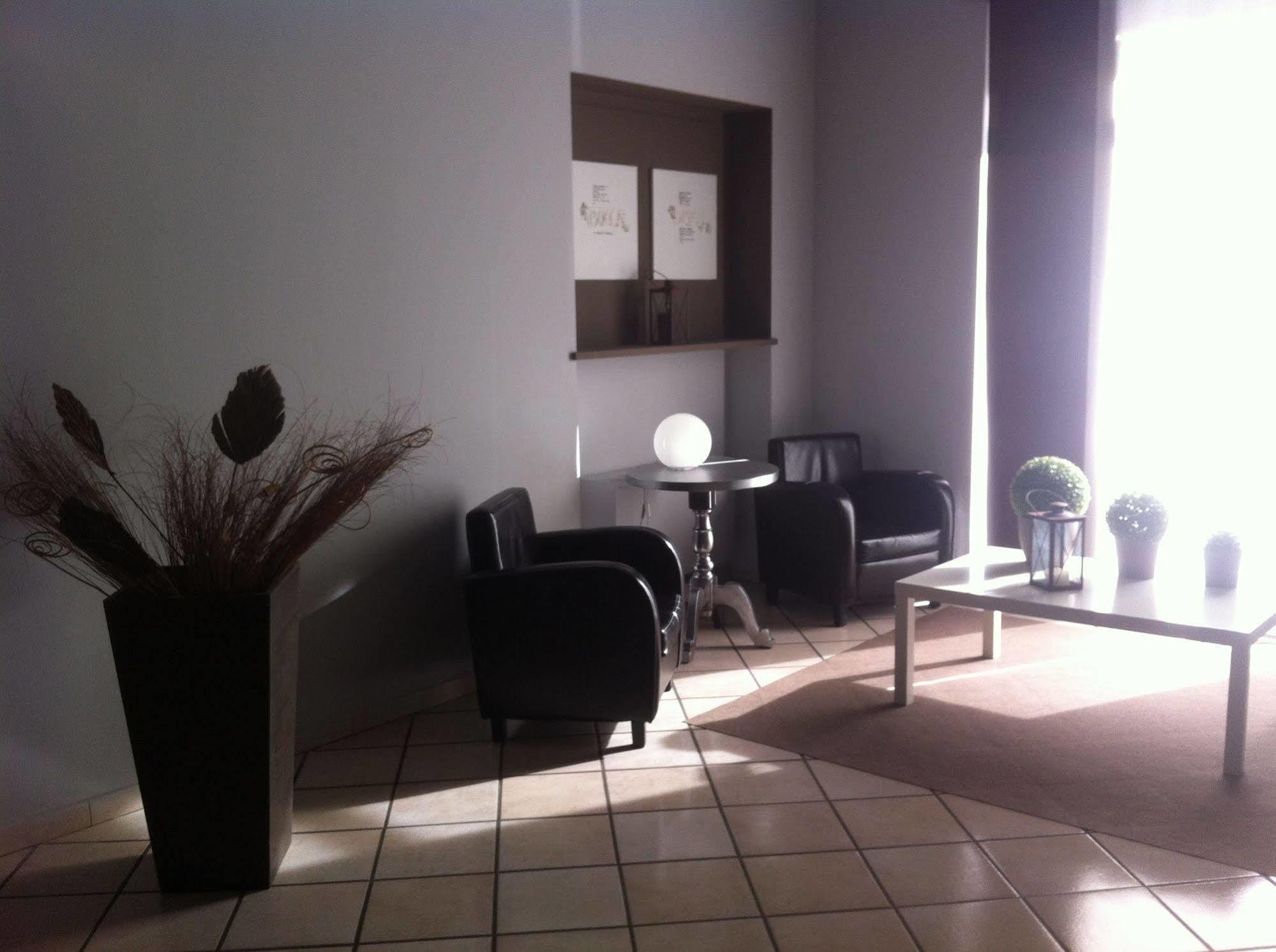 Bert Hotel Sesto San Giovanni Exterior photo